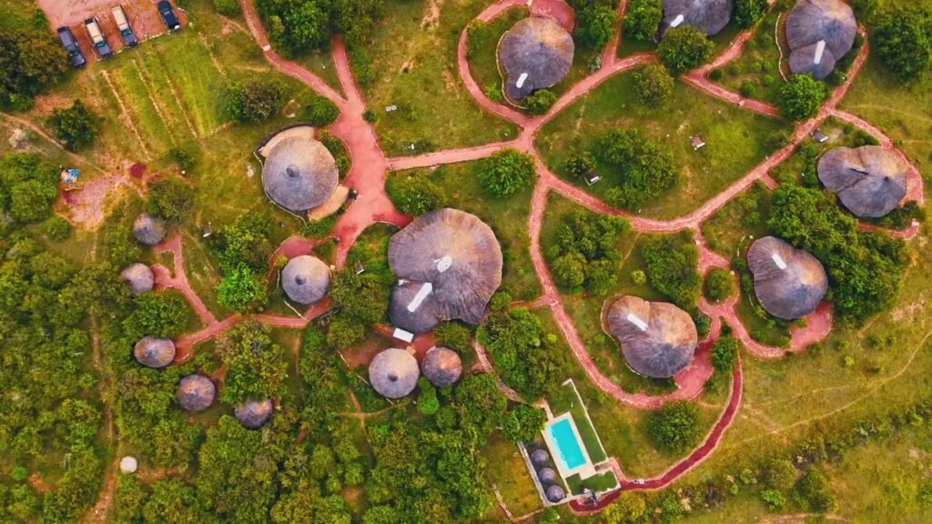 Africa Safari Maasai Boma comfort bungalow Serengeti