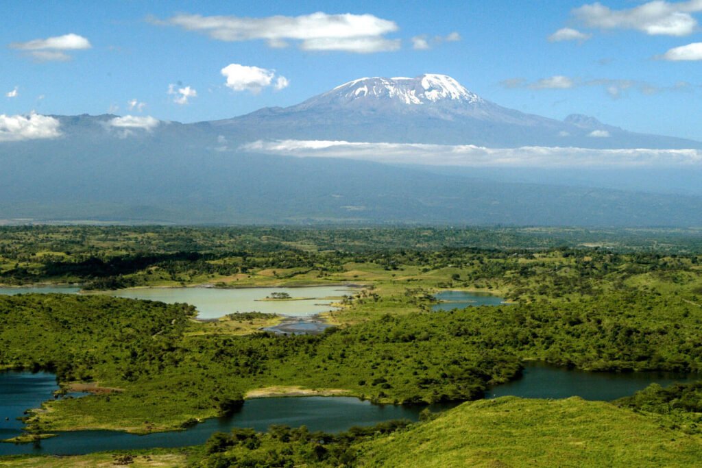 arusha national park-Where Mount Meru, lush forests, and diverse wildlife meet in northern Tanzania