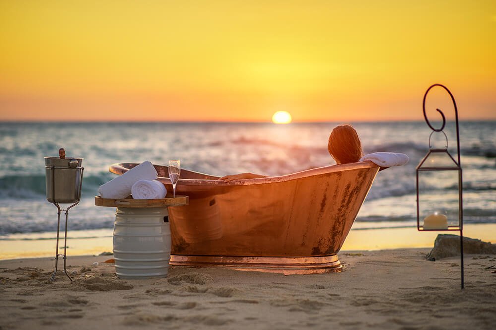 Thanda Island-Sunset-Copper-Bath